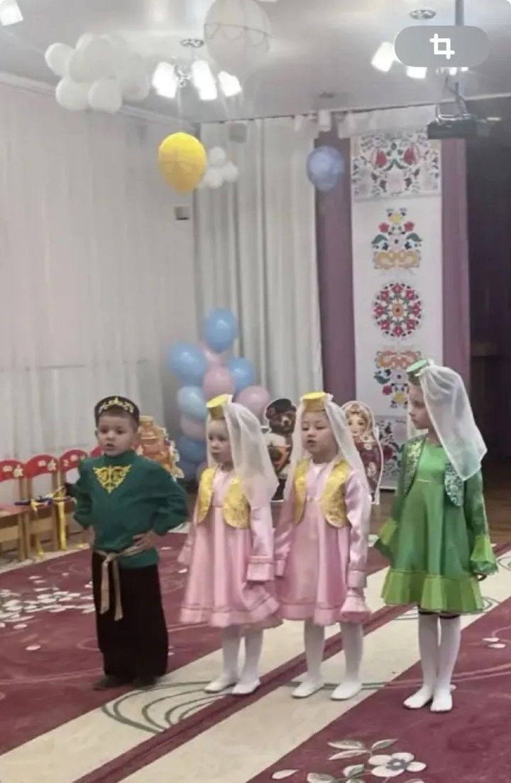 Әкияттә кунакта